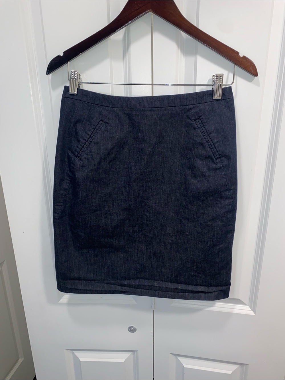 LOFT Charcoal Pencil Skirt